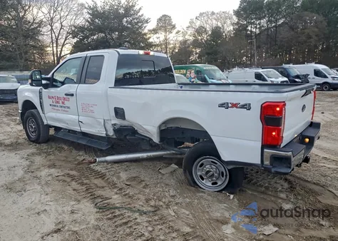 2023 Ford F250 Super Duty from USA, damaged, VIN 1FT7X2BA3PEE06041